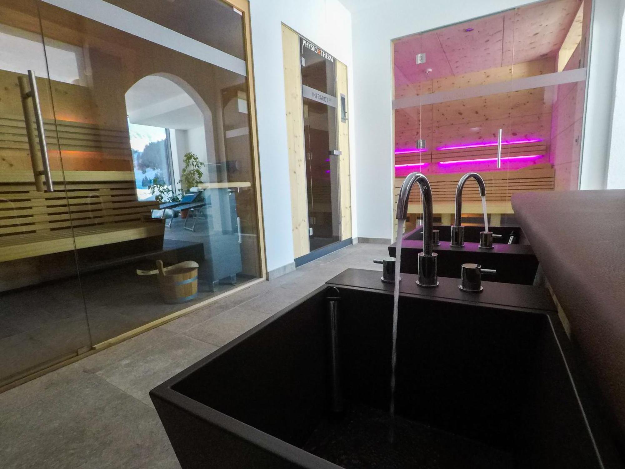 Collina Hotel Garni Nauders Kültér fotó