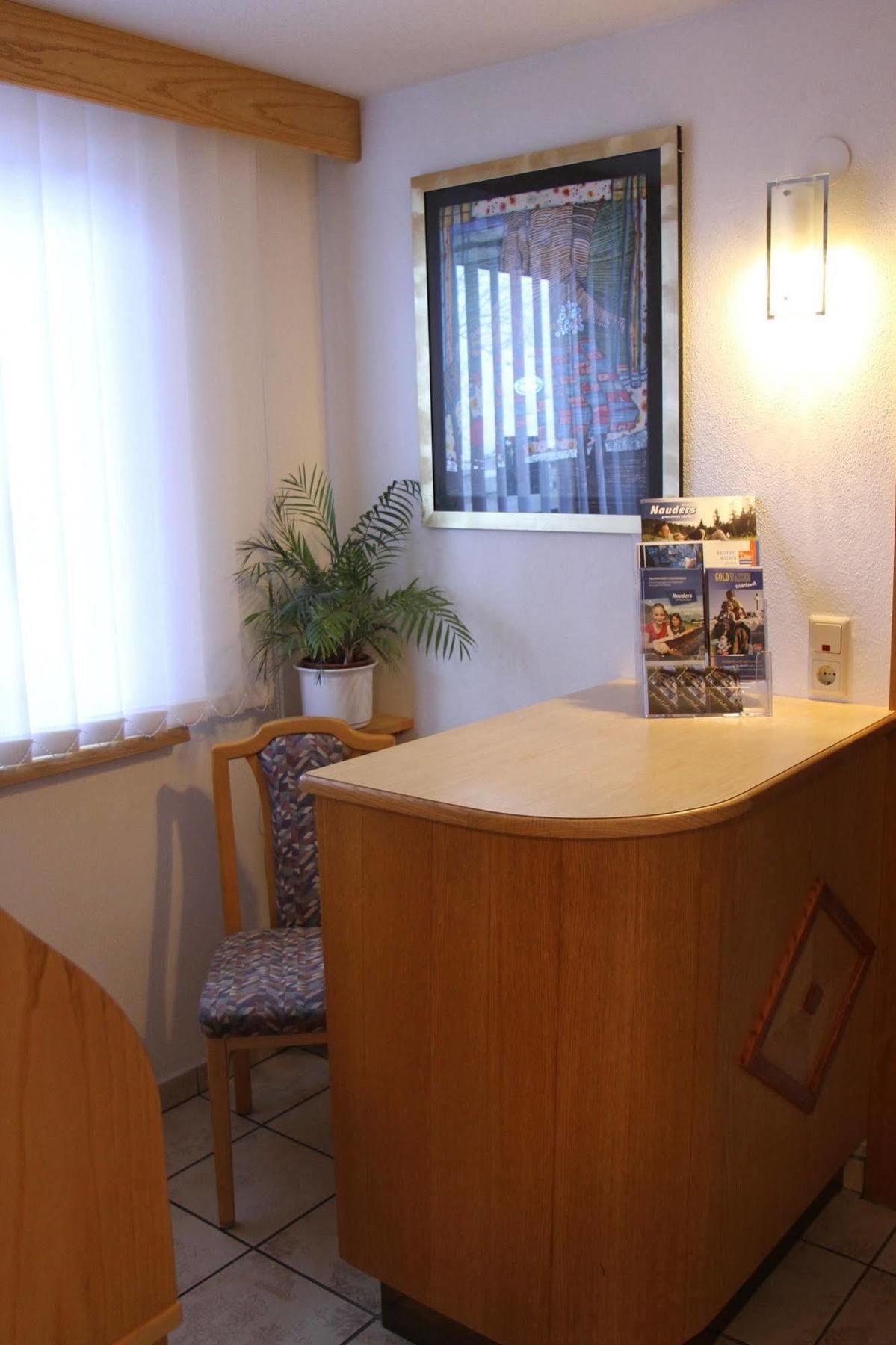 Collina Hotel Garni Nauders Kültér fotó