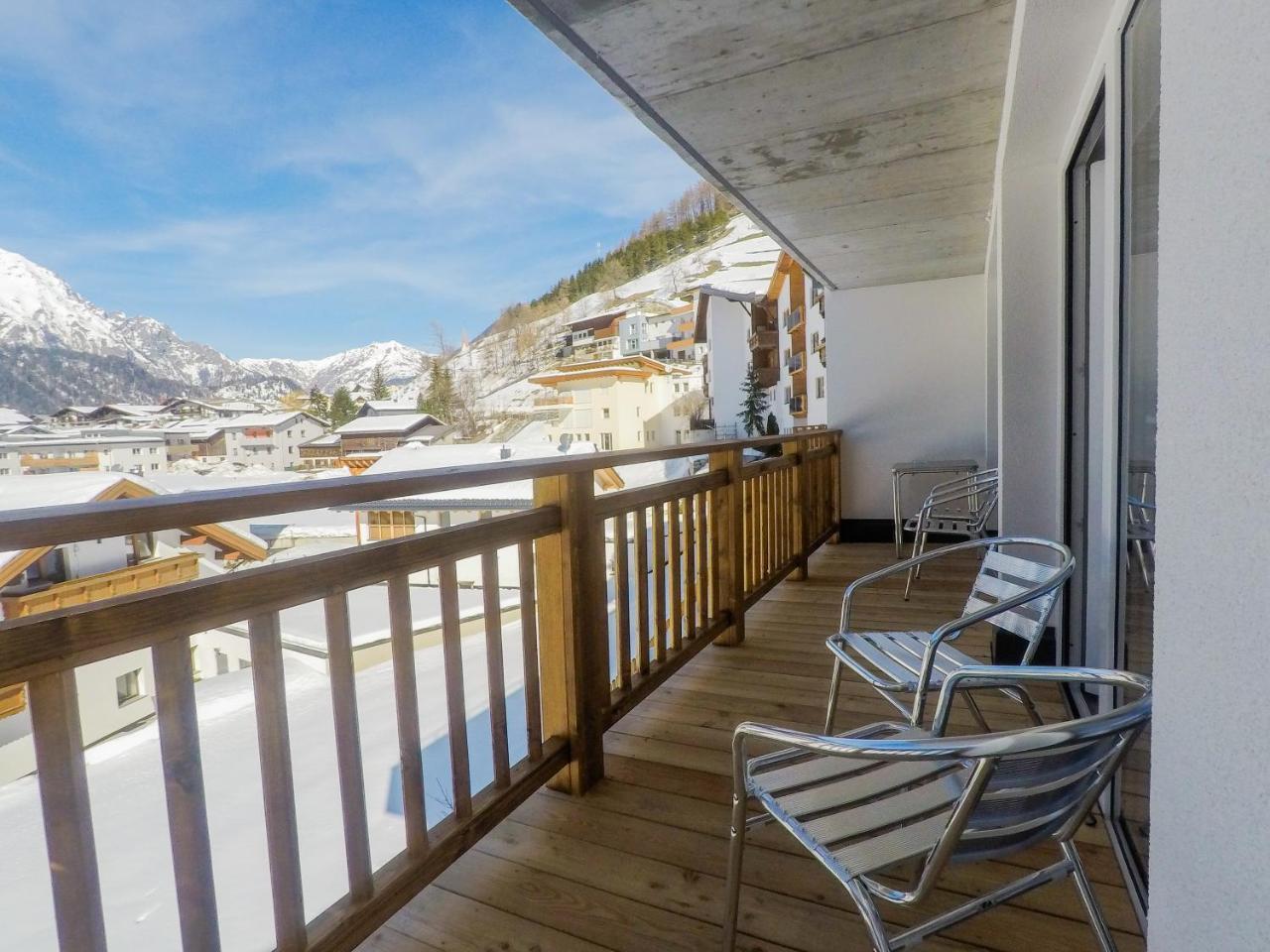 Collina Hotel Garni Nauders Kültér fotó