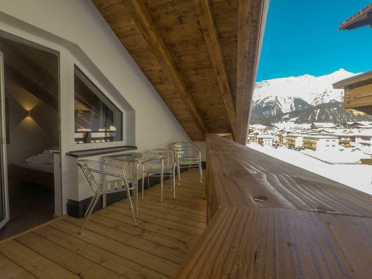 Collina Hotel Garni Nauders Kültér fotó