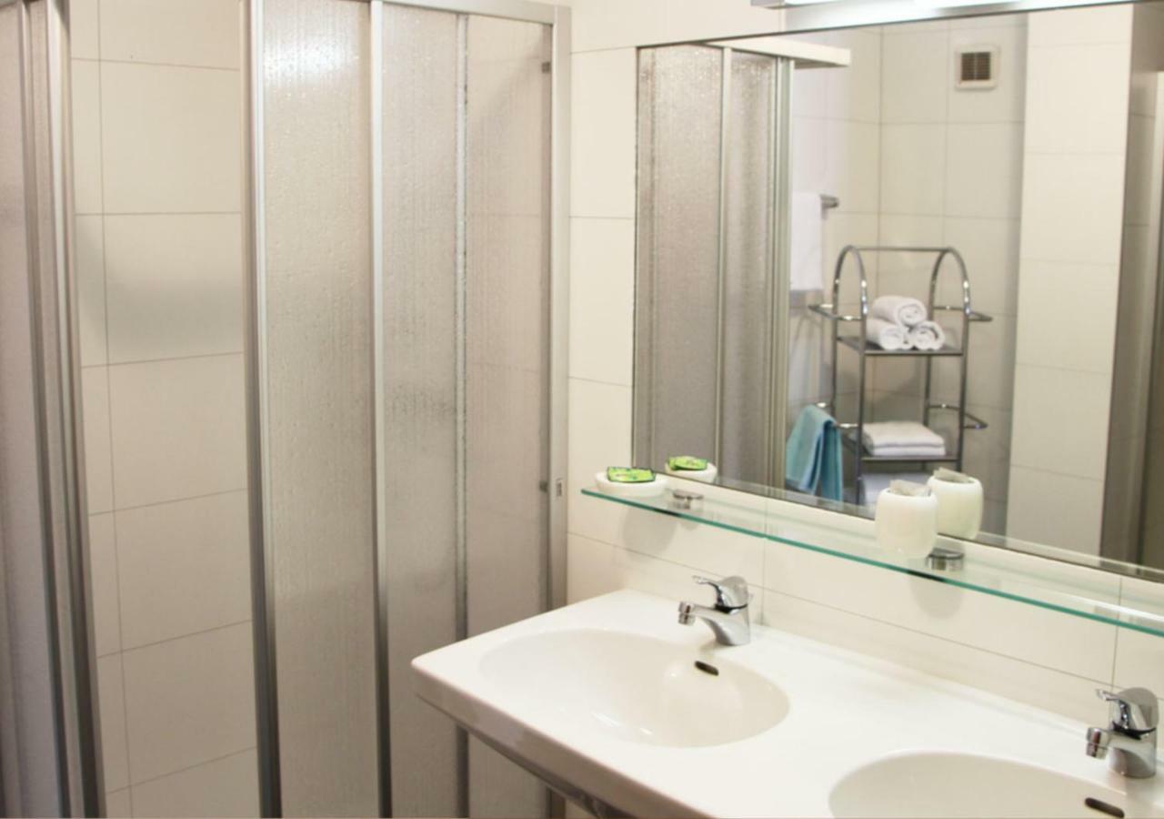 Collina Hotel Garni Nauders Kültér fotó